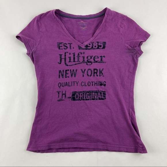 Tommy Hilfiger Tops - Tommy Hilfiger Tshirt Womens Small Pink Vneck Cap Sleeve